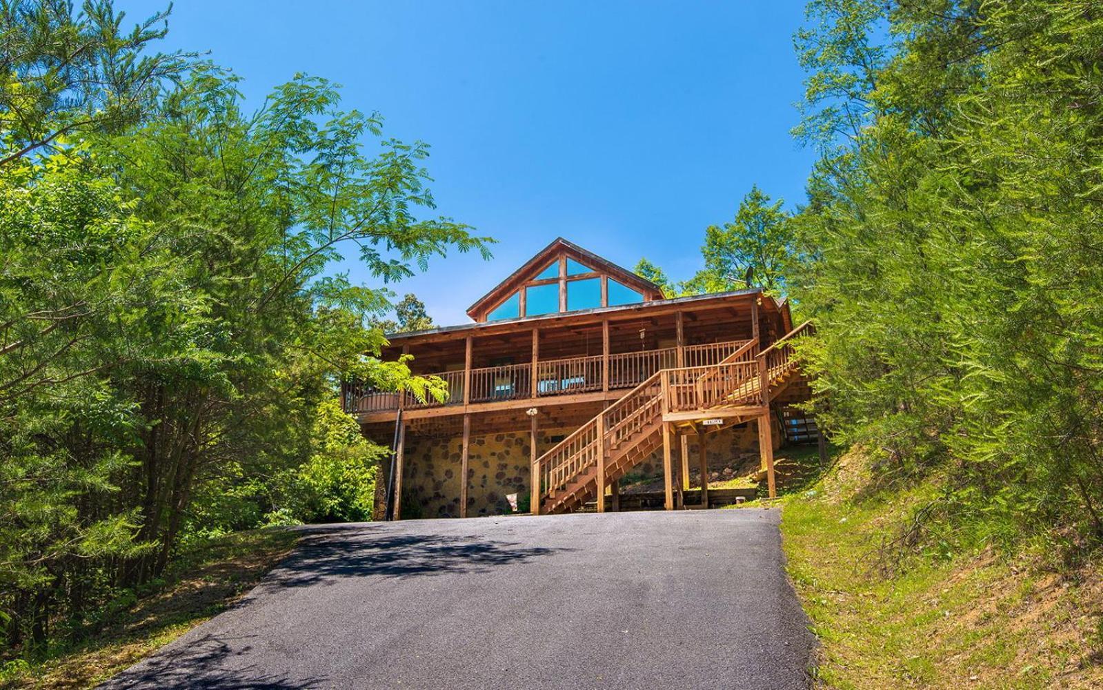 Mountain Breeze Villa *
